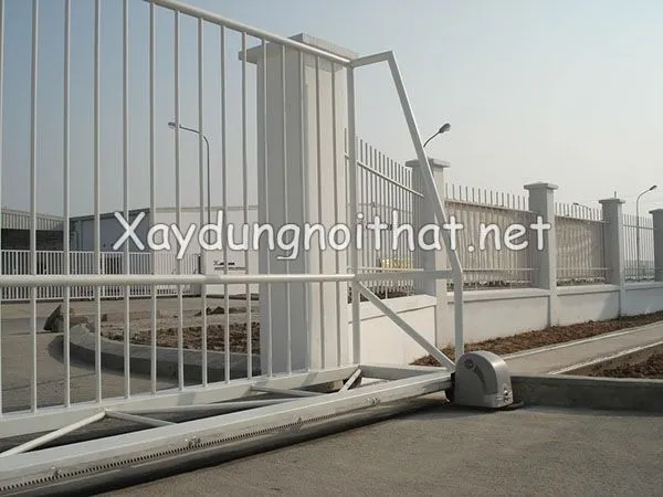 Cửa cổng sắt lùa cho khu công nghiệp