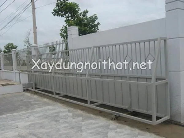 Mẫu cửa cổng sắt lùa hiện đại