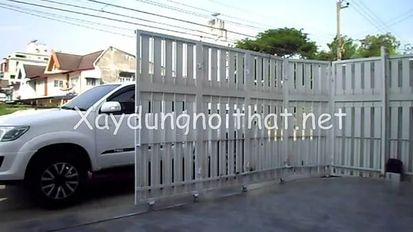 Cửa cổng sắt lùa nhiều cánh