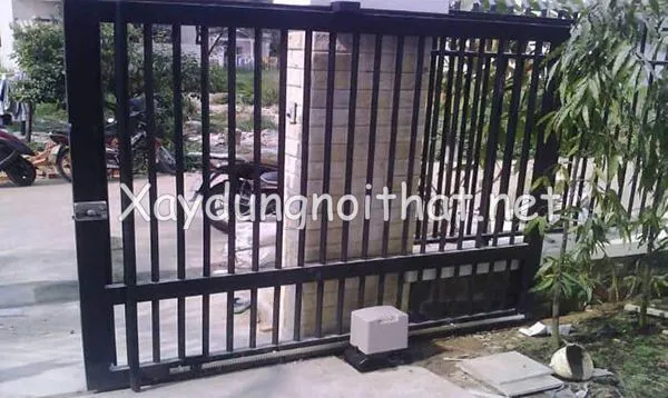 Mẫu cửa cổng sắt lùa dùng mô tơ điện