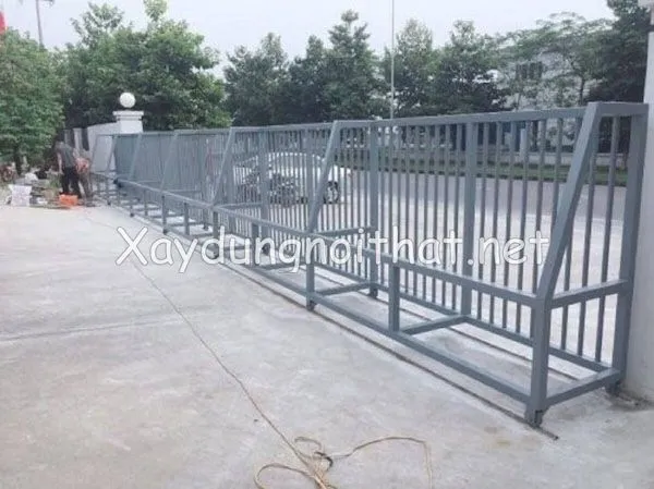 Mẫu cửa cổng sắt lùa nhà máy