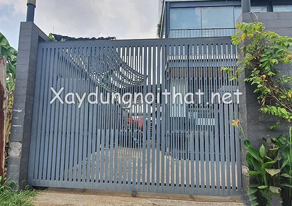 Cửa cổng sắt lùa biệt thự với thiết kế sang trọng