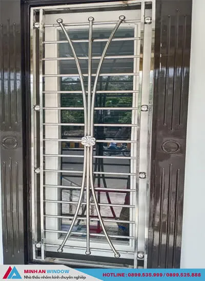 Mẫu Cửa inox 1 cánh cao cấp chất lượng phổ biến nhất 2022 - Mẫu số 1