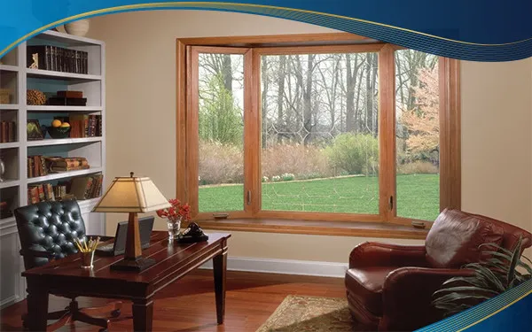 Cửa sổ nhựa lõi thép vân gỗ 3 cánh thường được lắp đặt tại khu vực phòng đọc sách tại không gian có thiết kế gam màu nâu chủ đạo.