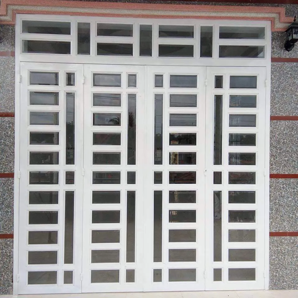 Cửa sắt 4 cánh nhà phố đẹp