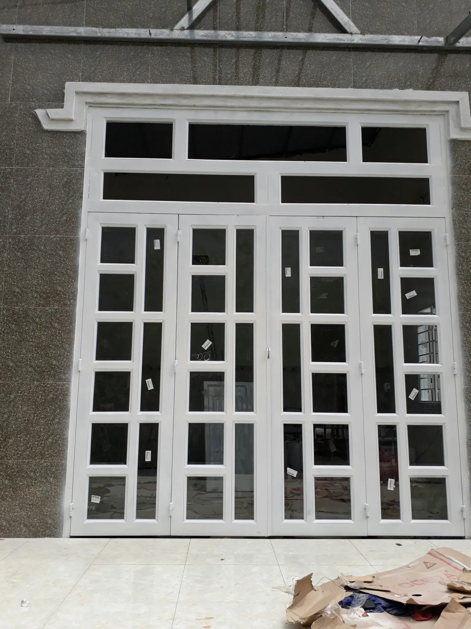 Cửa sắt 4 cánh nhà ở tphcm