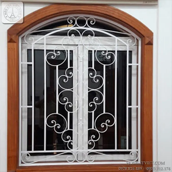 Cửa sổ sắt mỹ thuật hoàn thiện