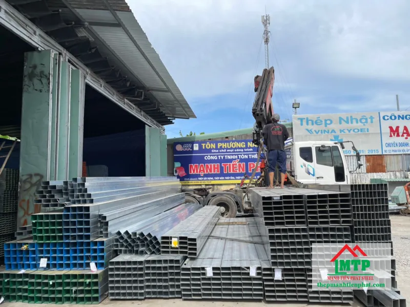 Bảng giá chi tiết các loại thép ống mạ kẽm Hòa Phát theo quy cách