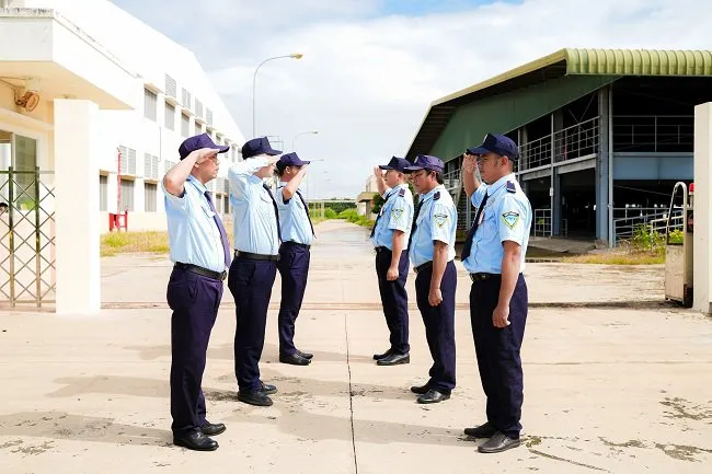 Thuê dịch vụ bảo vệ nhà xưởng uy tín ưu đãi cao 24/24