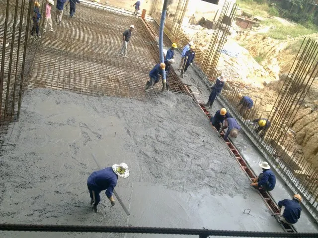 Chuẩn bị vật liệu và thiết bị thi công