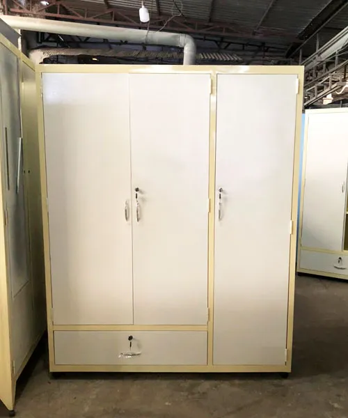 Tủ quần áo sắt hộp phù hợp với nhiều đối tượng người dùng