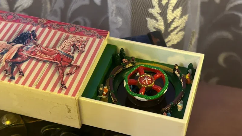 Khám Phá Kích Thước Thép Hộp Mạ Kẽm Hòa Phát Chuẩn Xác Cho Mọi Công Trình