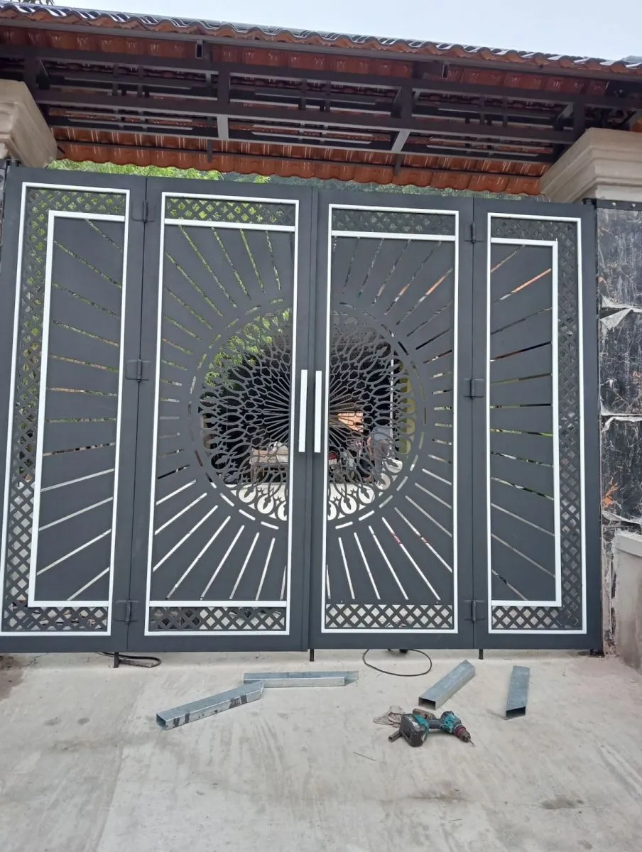 Giá cả được tính theo khối lượng và chất liệu sắt