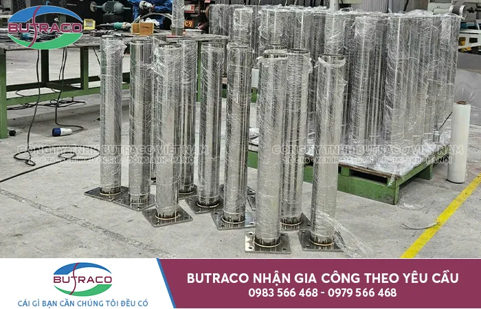 Bông dầu, keo, cana và axit là những vật liệu phổ biến trong việc gia công đánh bóng inox