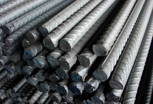 Giá sắt thép Hòa Phát 4