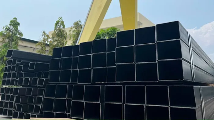 Thép hộp vuông 100x100 các độ dày khác nhau