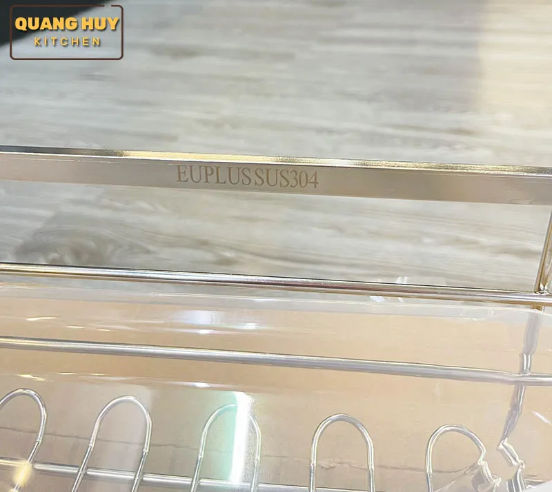 Logo Euplus sus304 dập nổi trên thanh inox