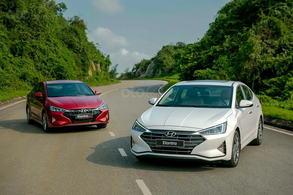 Thông số kỹ thuật chi tiết Hyundai Elantra 2019 vừa ra mắt Việt Nam a1
