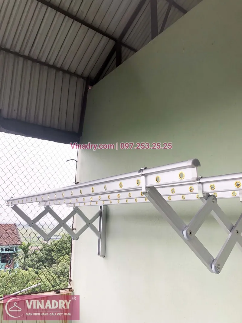 cây phơi đồ xếp gọn, gắn tường