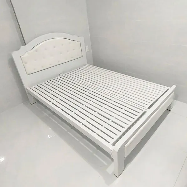 Giá giường ngủ bằng sắt bao nhiêu tiền?