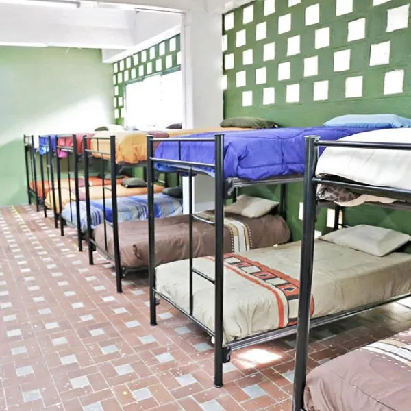 Giường sắt 2 tầng công nhân công ty xí nghiệp