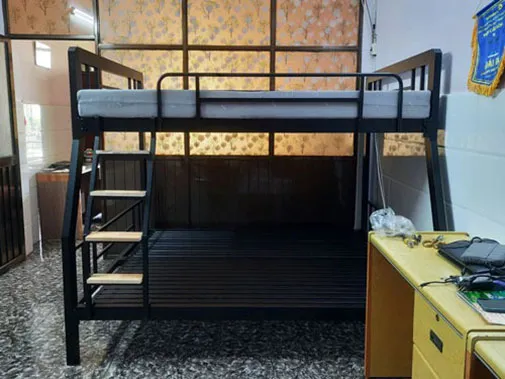Giường sắt 2 tầng hộp màu đen
