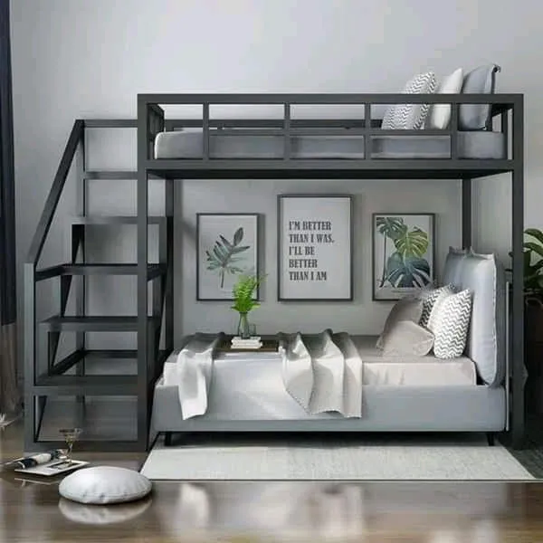 Giường sắt hai tầng đa năng