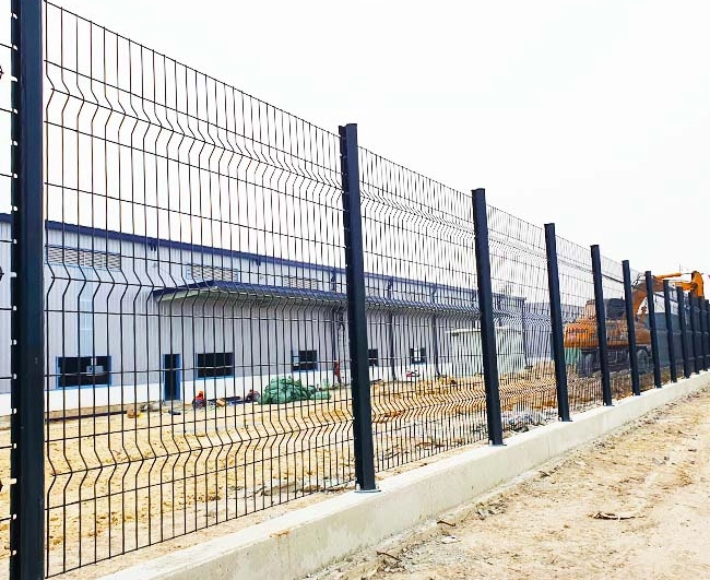 Hàng Rào Lưới Thép B40: Tiêu Chuẩn Chất Lượng, Ứng Dụng Thực Tiễn Cho Công Trình Việt