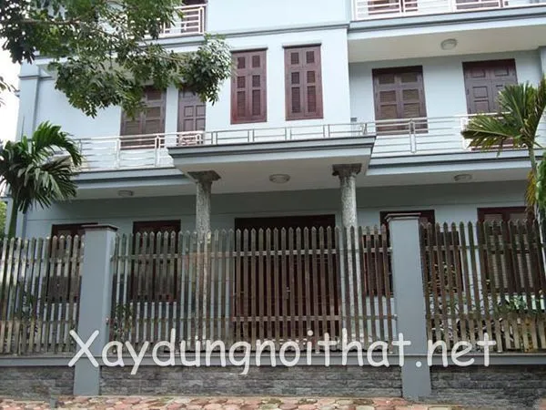 Hàng rào inox đơn giản, hiện đại