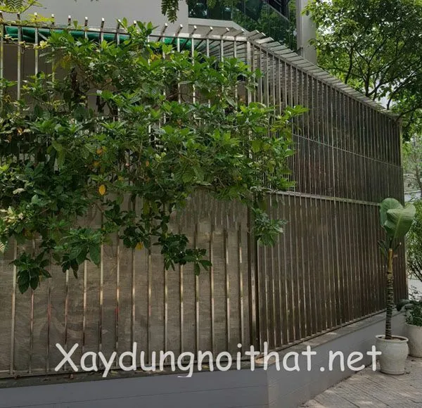 Mẫu hàng rào inox nhà phố