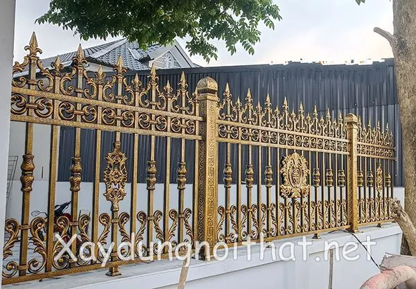 Hàng rào inox mạ màu cao cấp