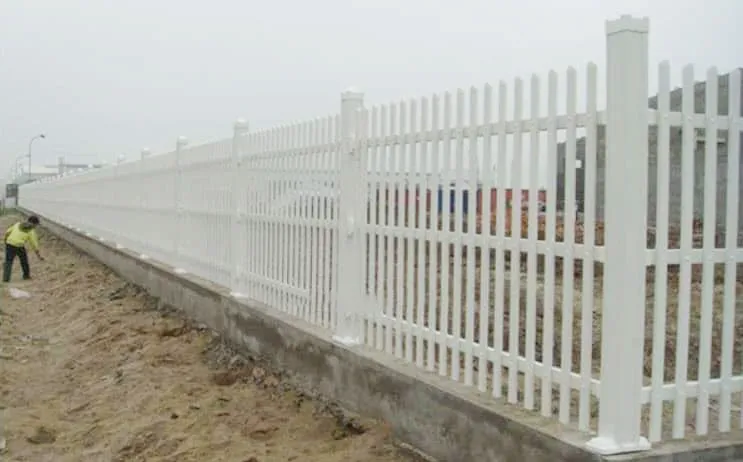 Mẫu hàng rào sắt hộp đẹp và chắc chắn