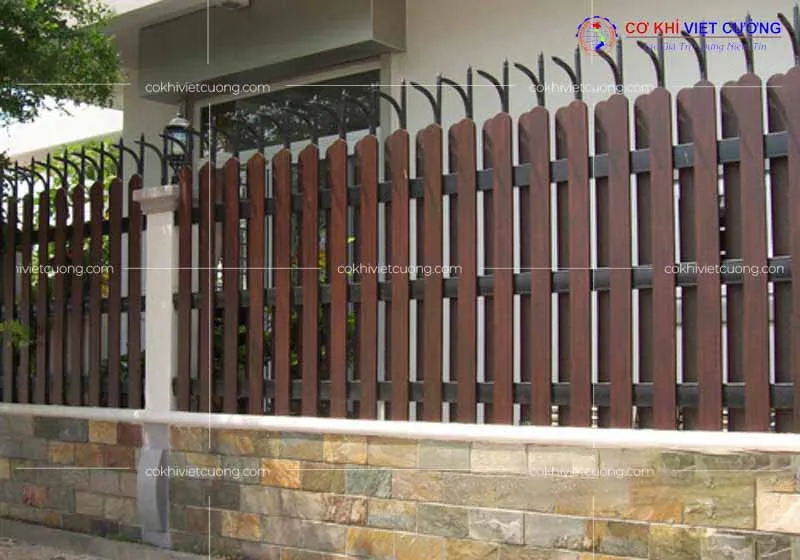 Mẫu hàng rào thép hộp đẹp