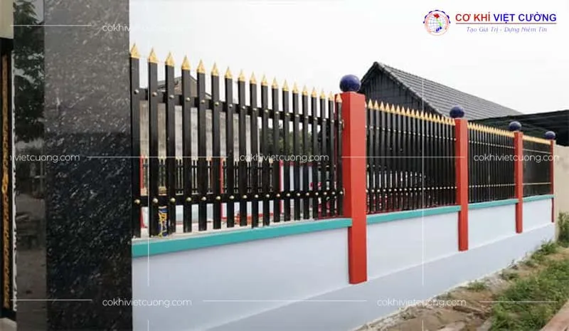 Mẫu hàng rào thép hộp đẹp