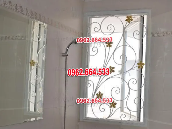 Hoa cửa sổ sắt mỹ thuật tân cổ điển