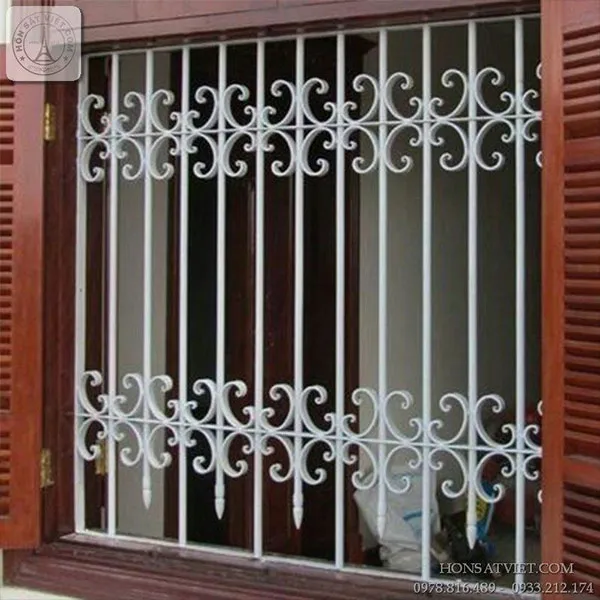 Mẫu hoa sắt dành cho cửa sổ bằng gỗ