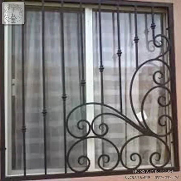 Khung hoa sắt cửa sổ lùa mỹ thuật màu đen