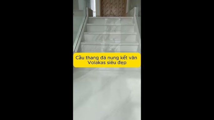 Cầu Thang Inox Mạ Màu Đẹp: Nâng Tầm Không Gian Sống Sang Trọng