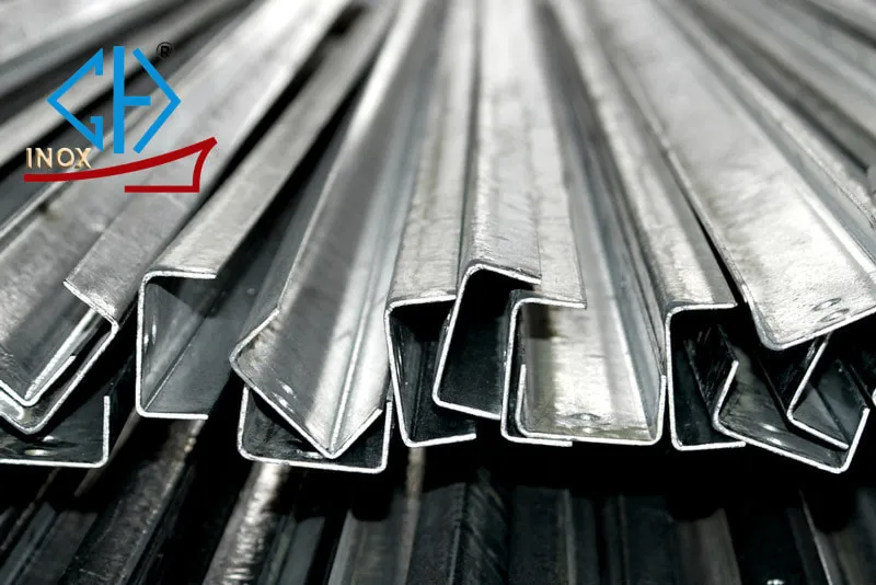 thép mạ kẽm và inox