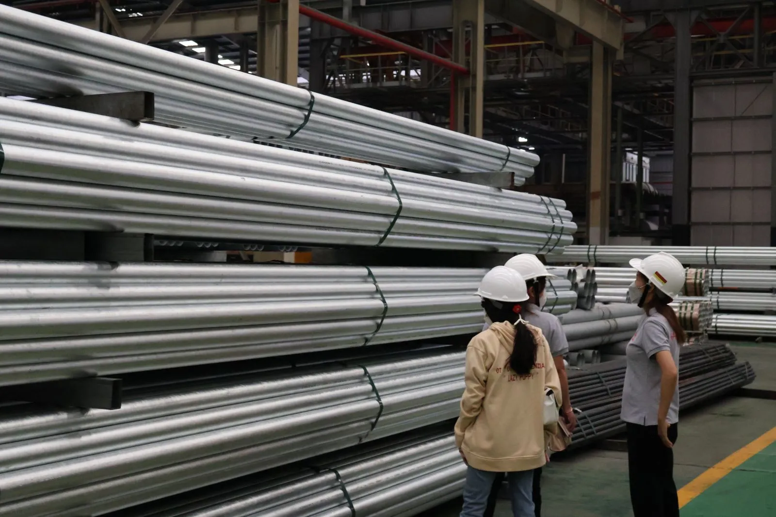 Kho hàng ống thép mạ kẽm nhúng nóng Hoa Sen tại Thép Đại Phát Lộc năm 2026