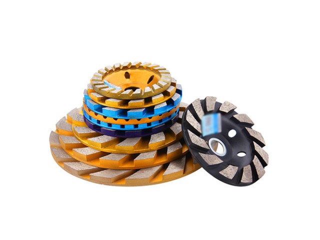 Đĩa Mài Nền Bê Tông Cup Wheel: Giải Pháp Hiệu Quả Cho Sàn Nhà Bạn