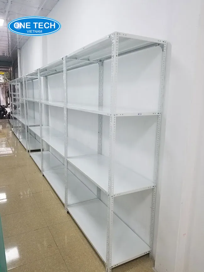 Mẫu kệ sắt v lỗ 4 tầng tại Cần Thơ