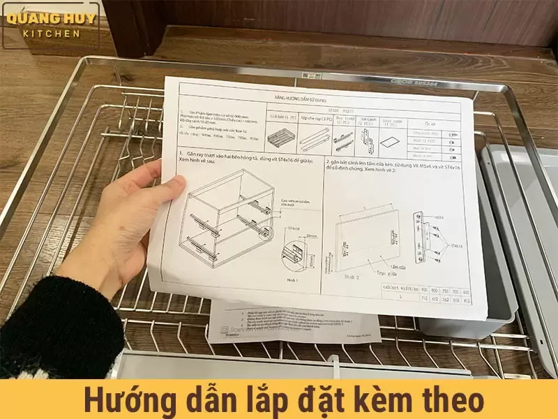 Bảng hướng dẫn lắp đặt từng bước của kệ úp chén đi kèm