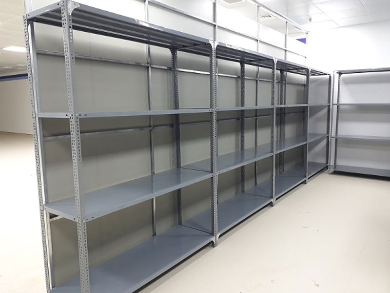 Kệ Sắt V Lỗ Đa Năng Tại Hà Nội: Giải Pháp Lưu Trữ Toàn Diện & Thông Minh