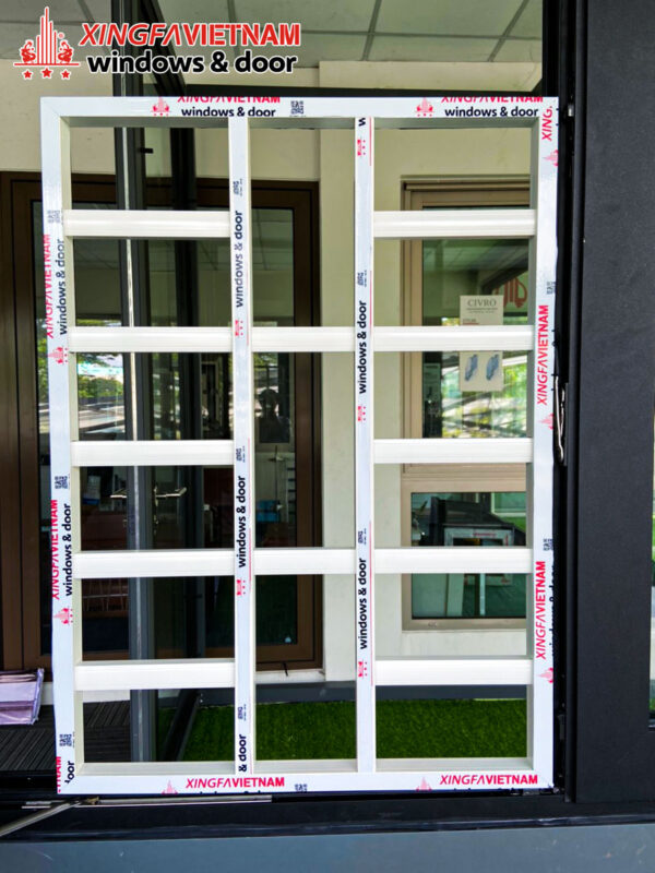 Khung Sắt Bảo Vệ Cửa Sổ Đẹp: An Toàn và Thẩm Mỹ Cho Ngôi Nhà Của Bạn