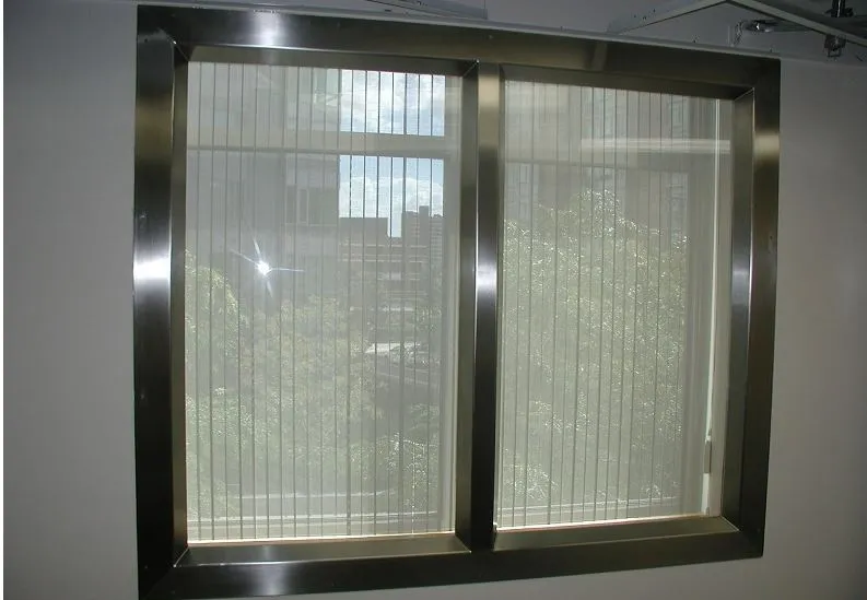 14.Khung cửa sổ inox chắc, bền, đẹp