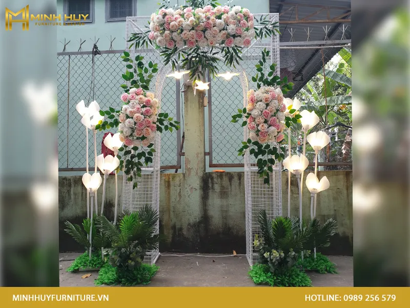 khung sắt cổng hoa cưới