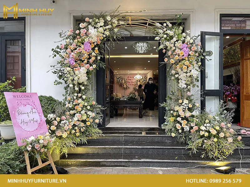 khung sắt cổng hoa cưới