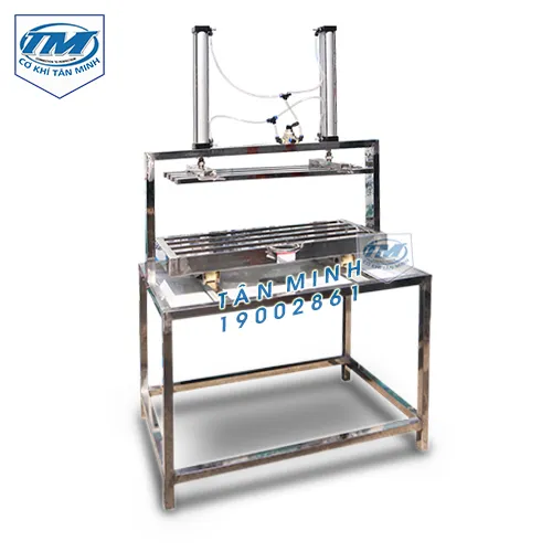 Hình ảnh minh họa khuôn ép đậu phụ bằng inox sau khi sử dụng