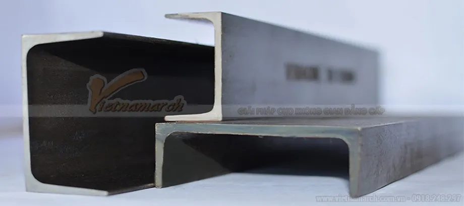 Hình ảnh thép hình chữ U đang được thi công